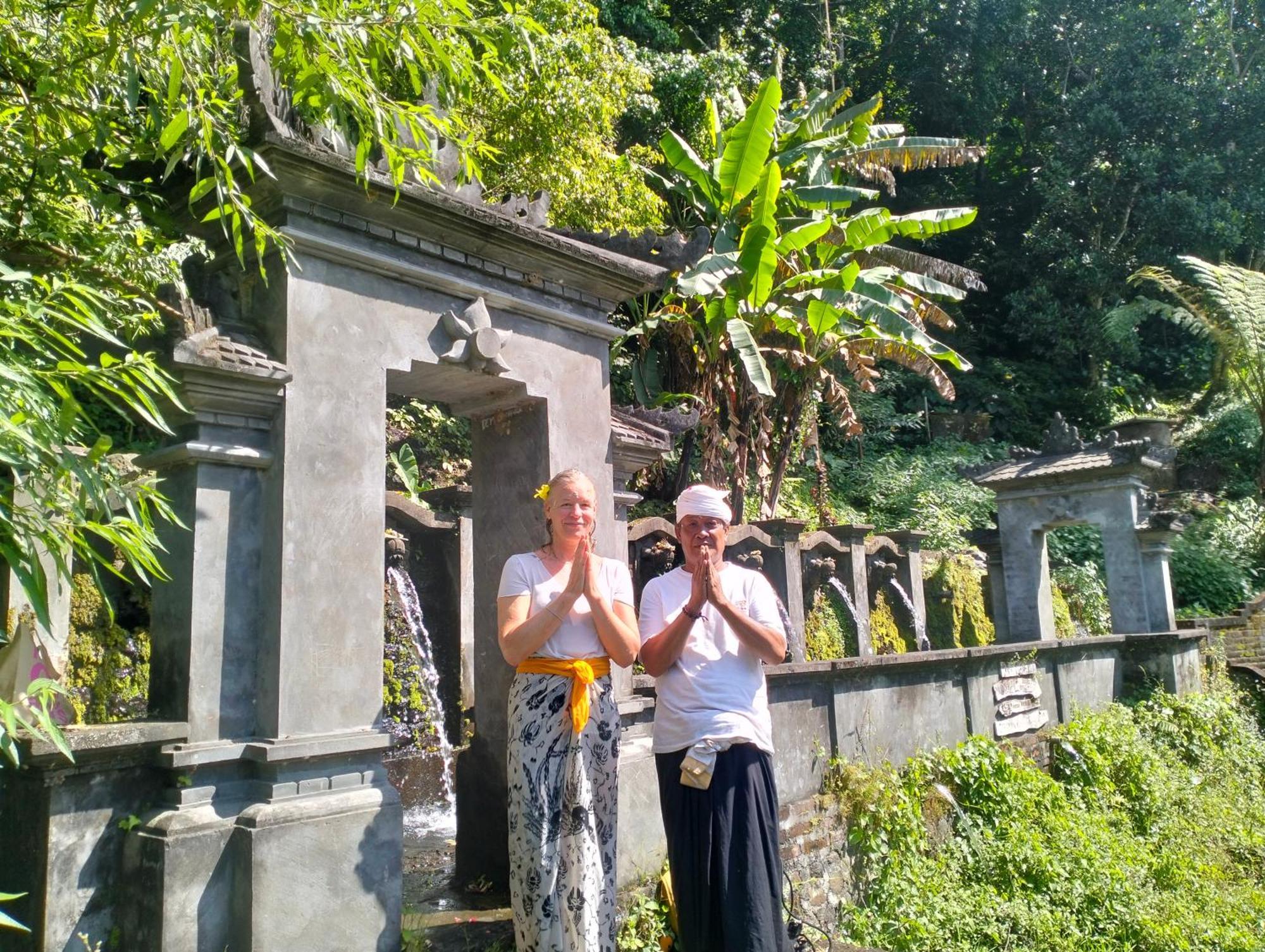 Ananda Homestay Lemukih Singaraja Exterior foto